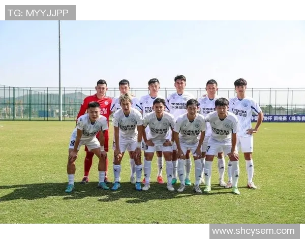 杭州足球队以57分稳居总决赛积分榜首位争夺冠军形势乐观 杭州足球队以57分稳居总决赛积分榜首位争夺冠军形势乐观