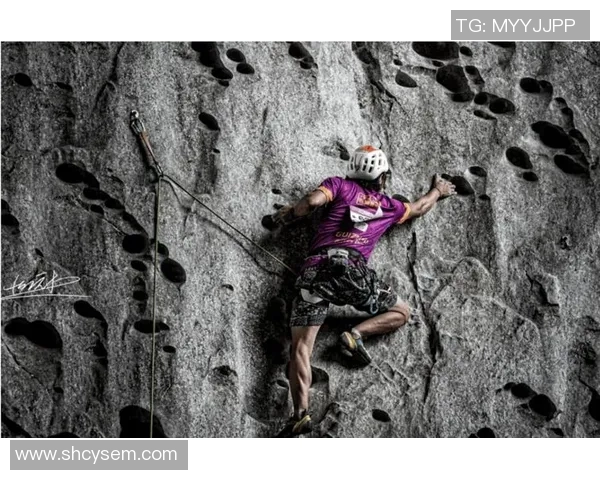 重庆攀岩队的奋斗与荣耀：一段不屈不挠的攀岩之旅纪实