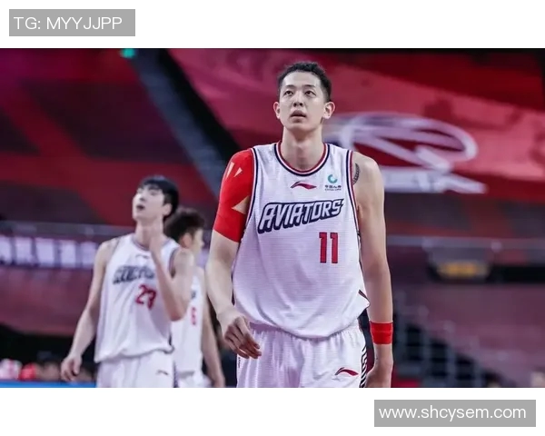 沈梓捷：从篮球新星到职业生涯的璀璨之路与未来展望