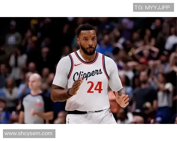 湖人对决快船精彩录像回放全程分析与赛后点评