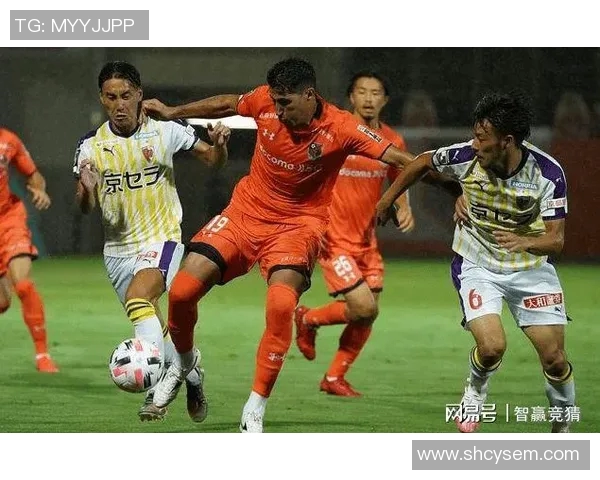 冈山绿雉与熊本深红的激烈对决展现足球魅力与团队精神