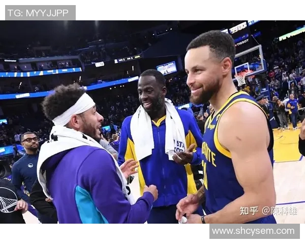 德雷蒙德格林如何在勇士队中扮演关键角色与领导者的双重身份 德雷蒙德格林如何在勇士队中扮演关键角色与领导者的双重身份